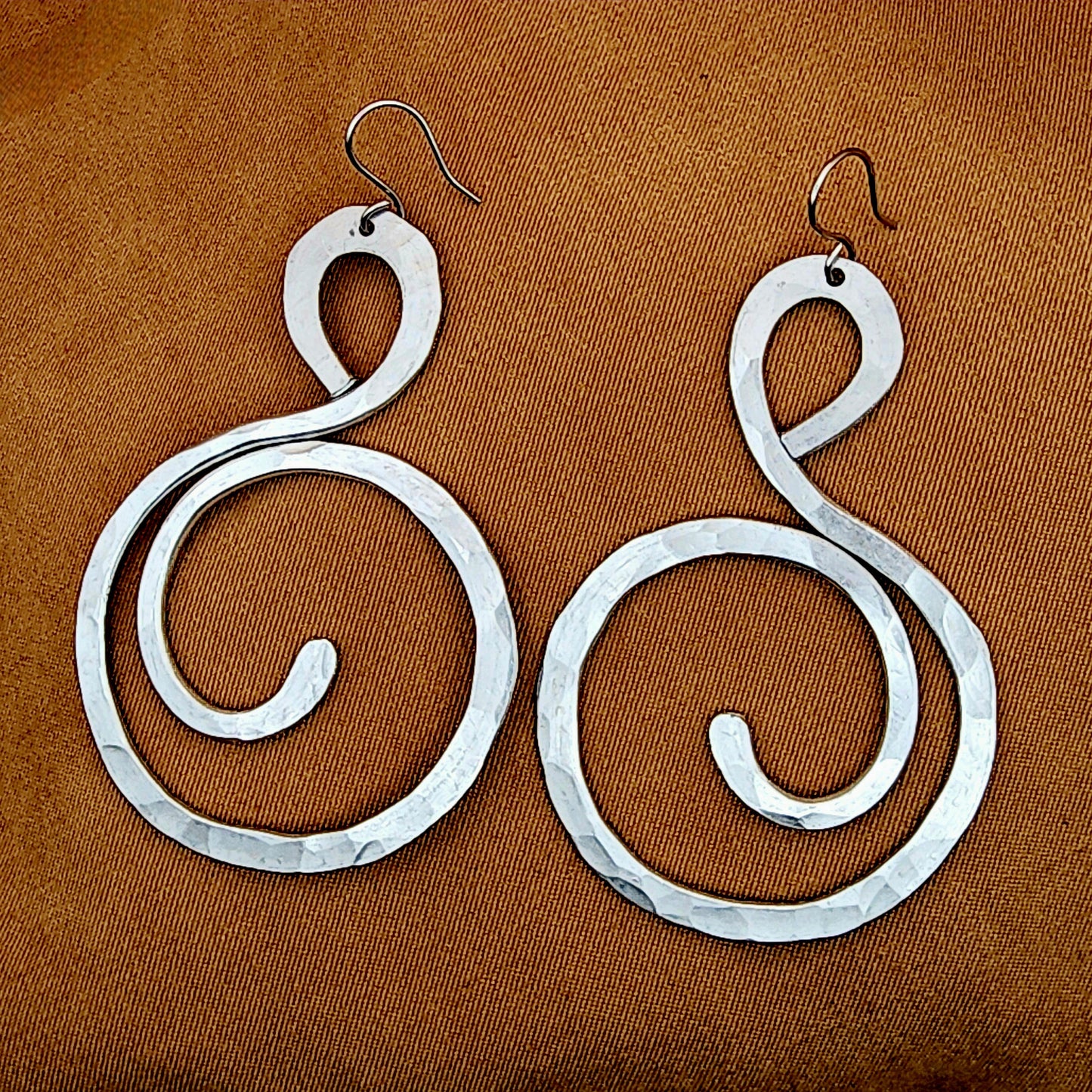 Hammered Silver Aluminum Artistic Curl Earrings | Light Weight | Aluminum Jewelry | Wire Jewelry